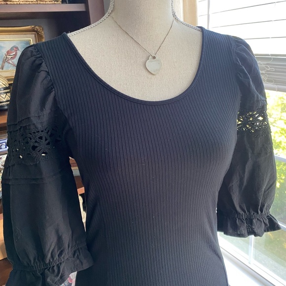 Free People Knit Blouse with 3/4” Eyelet Sleeves Size M Black - Picture 2 of 8